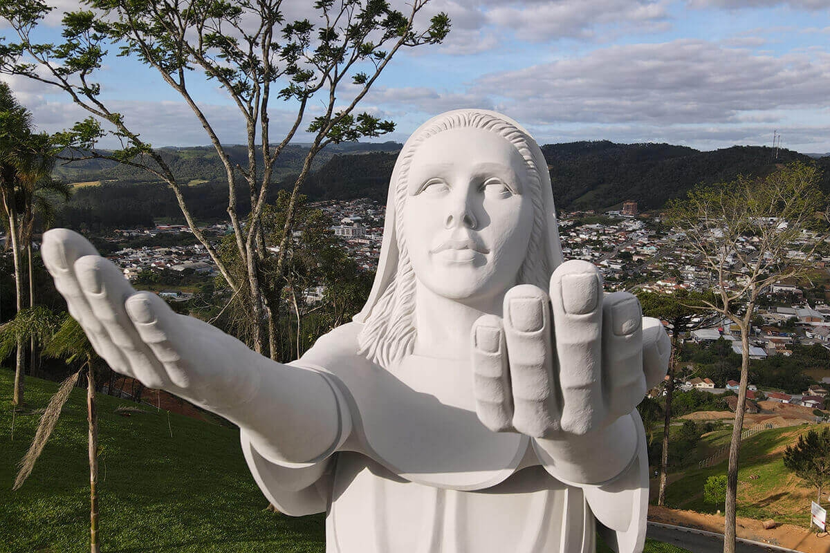 Complexo Nossa Senhora de Lourdes e do Louvor